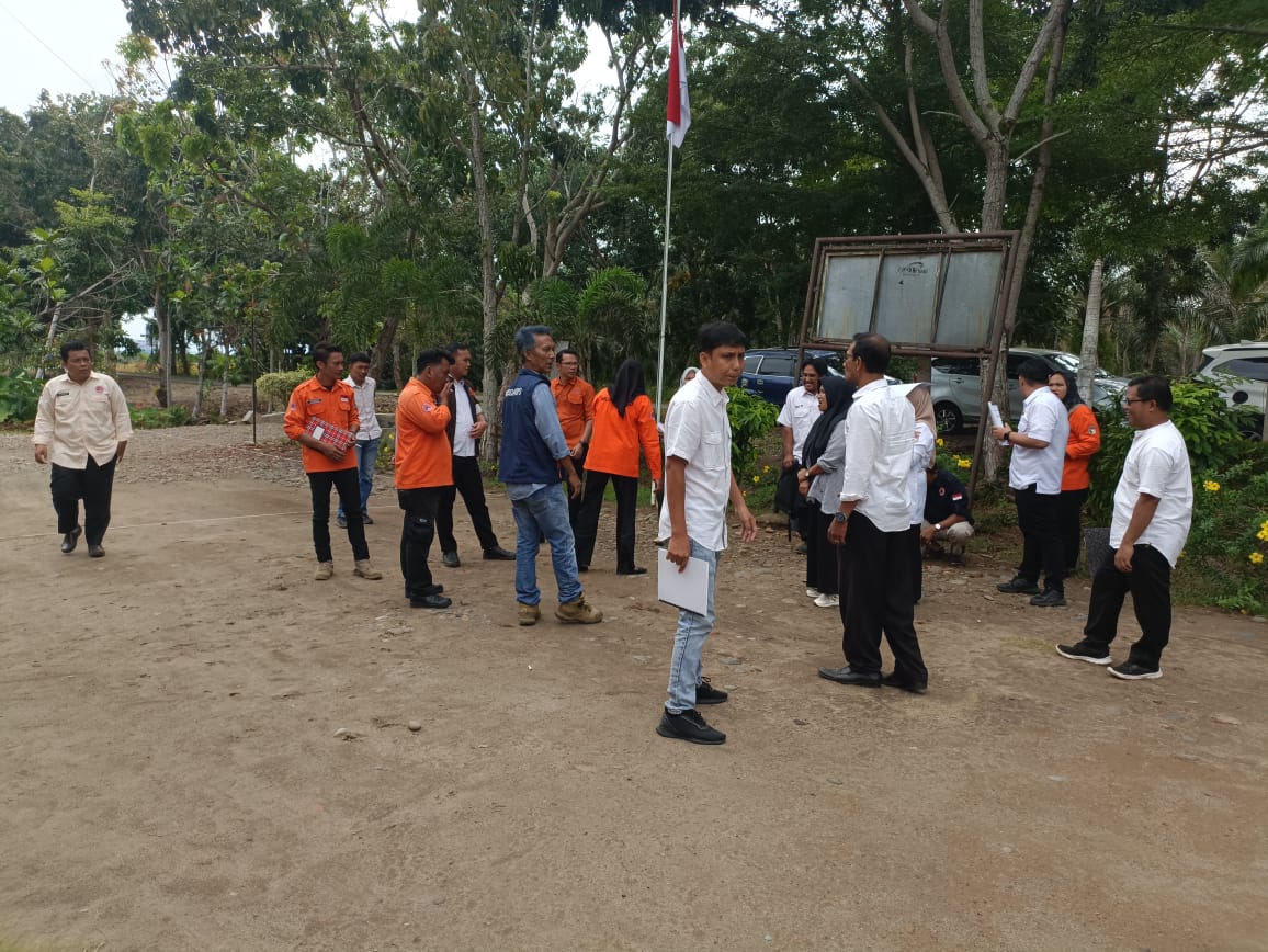 Latihan IOwave25 - Simulasi Gempa Bumi