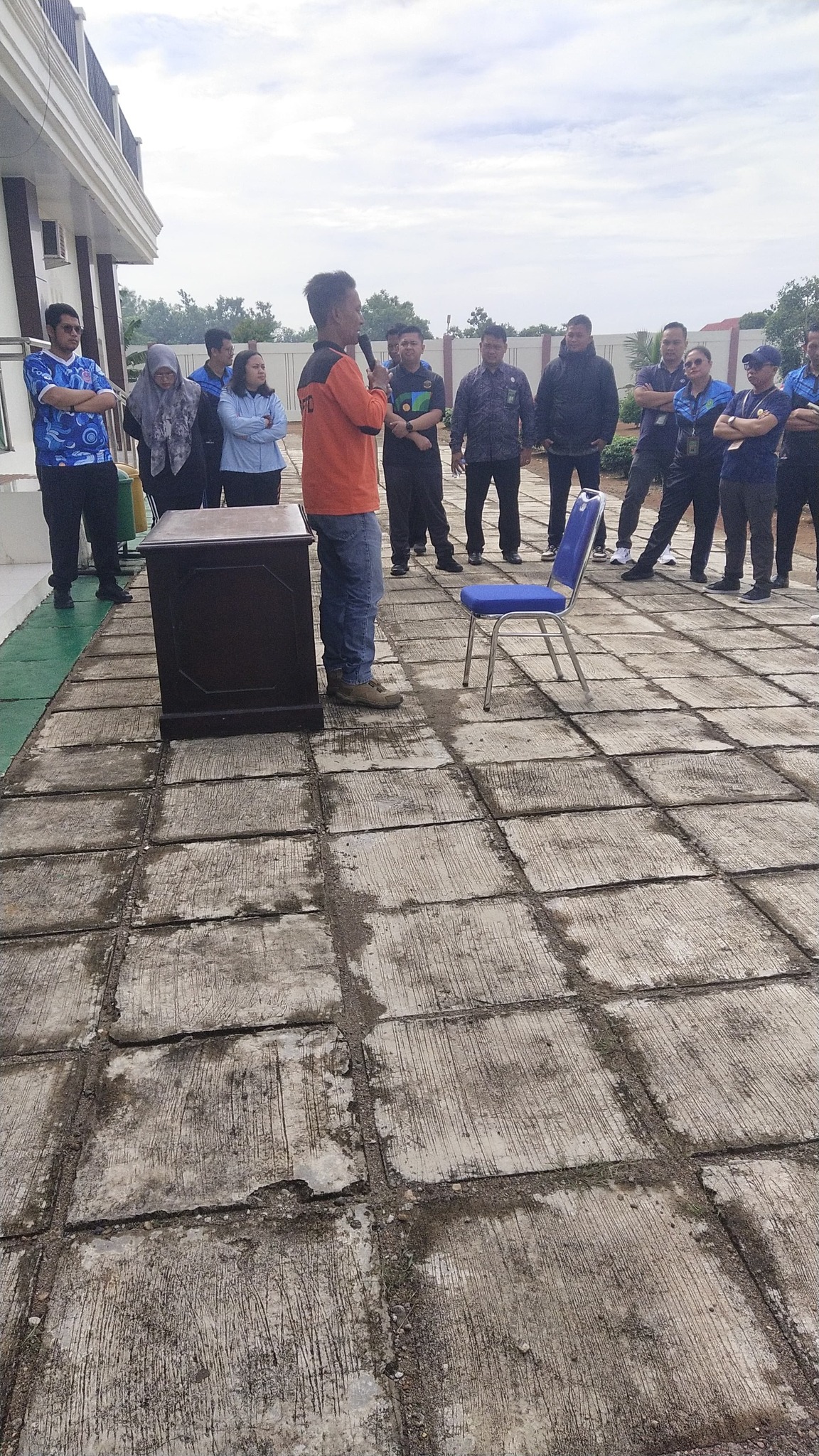 Personil BPBD Kabupaten Mukomuko memberikan materi dan Simulasi Penanggulangan Bencana 